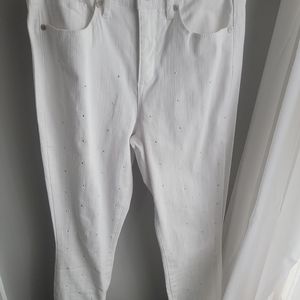 🌟White skinny ankle length jeans🌟